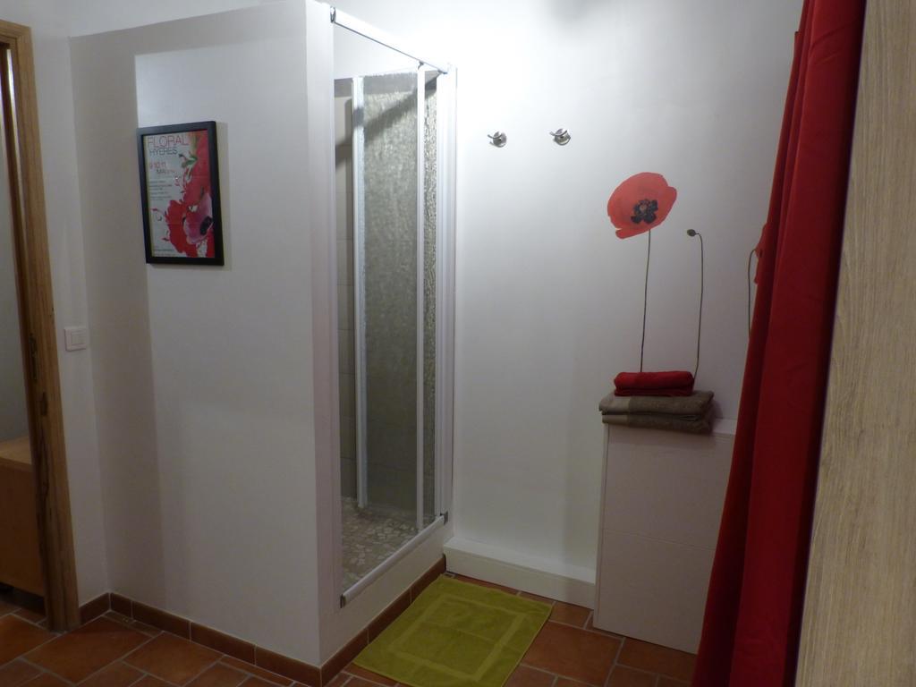 Du Pagoulin - D'hotes Bed & Breakfast